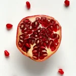 granatapple-hur-denna-frukt-och-dess-juice-okar-din-halsa.webp.webp